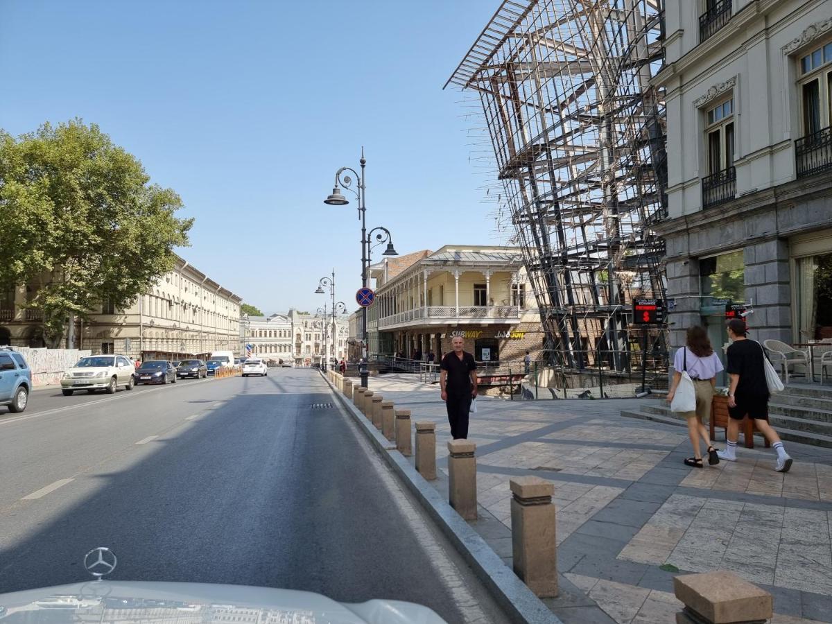 Old Tbilisi Freedom Square, Tbilisi Площадь Свободы Villa Bagian luar foto